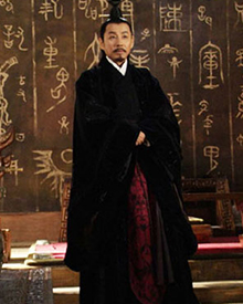有哪些与勾践相关的轶事典故？如何评价越王勾践？