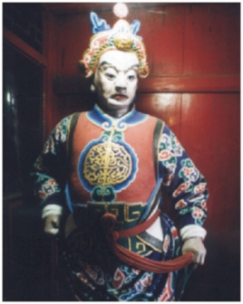 面对赵云和张苞去世的消息，诸葛亮的表现有何不一样？