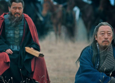 隐忍者的棋局:司马懿为何押注看似平庸的曹丕?