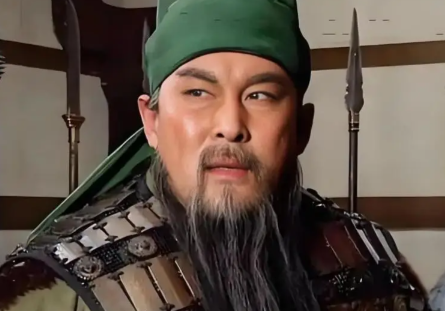 刀锋未语名先震:关羽“不报家门”背后的历史密码