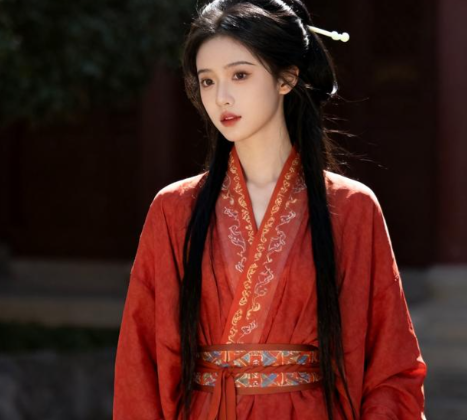 锦绣换铠甲：秦始皇长女嬴阴嫚的政治婚姻与悲剧终局