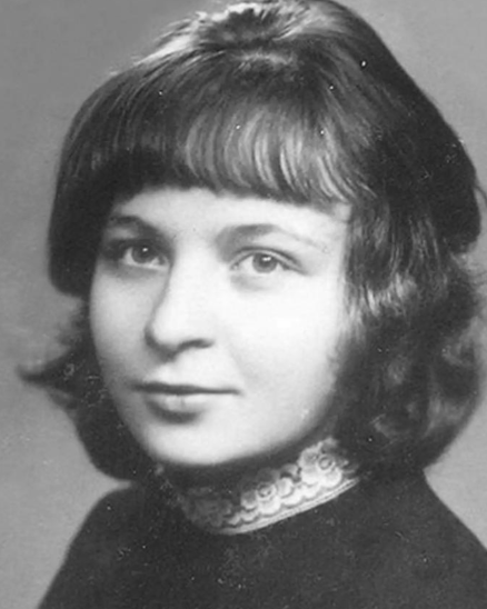 茨维塔耶娃:灵魂在诗行中燃烧的独白