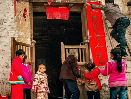 千年传承,共庆新春:中国春节十大风俗探秘