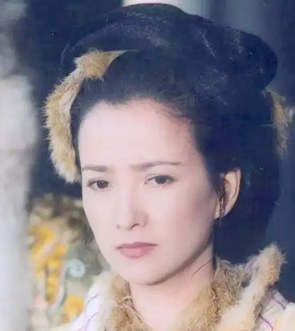 包惜弱:被误解的“罪人”与复杂人性下的道德困境