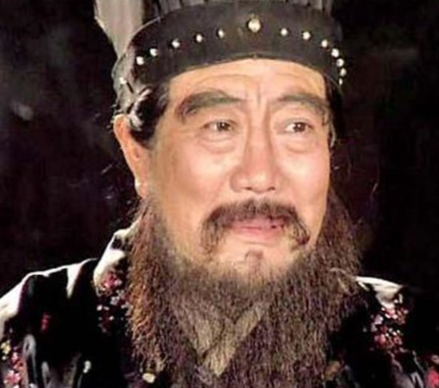 董卓入京：一把火点燃汉末乱世，谁才是乱世真正的推手？