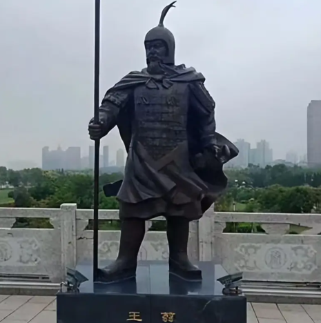 六国尽灭，一人独退：王翦的终极生存智慧
