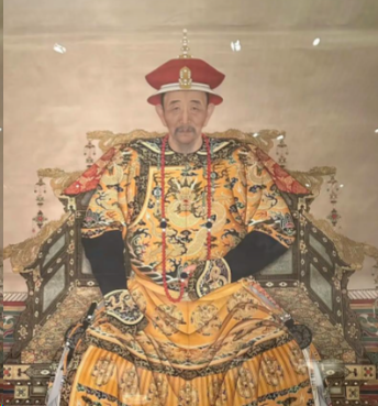铁血铸疆:康熙亲征,以帝王之姿平定四方边患