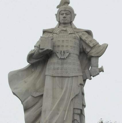 韩信的奇谋霸业与功高震主的千古悲歌